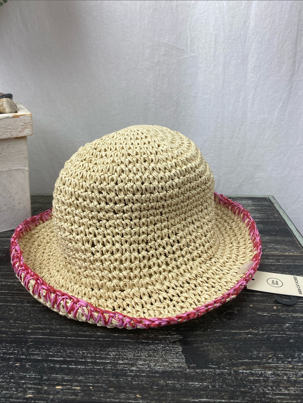 No Boundaries Tan & Pink Straw Fedora Sun Hat NEW